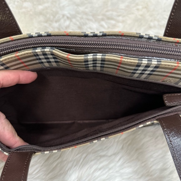 Vintage Burberry Horseferry Check Leather Trimmed Top Handle Bag - Picture 3 of 10